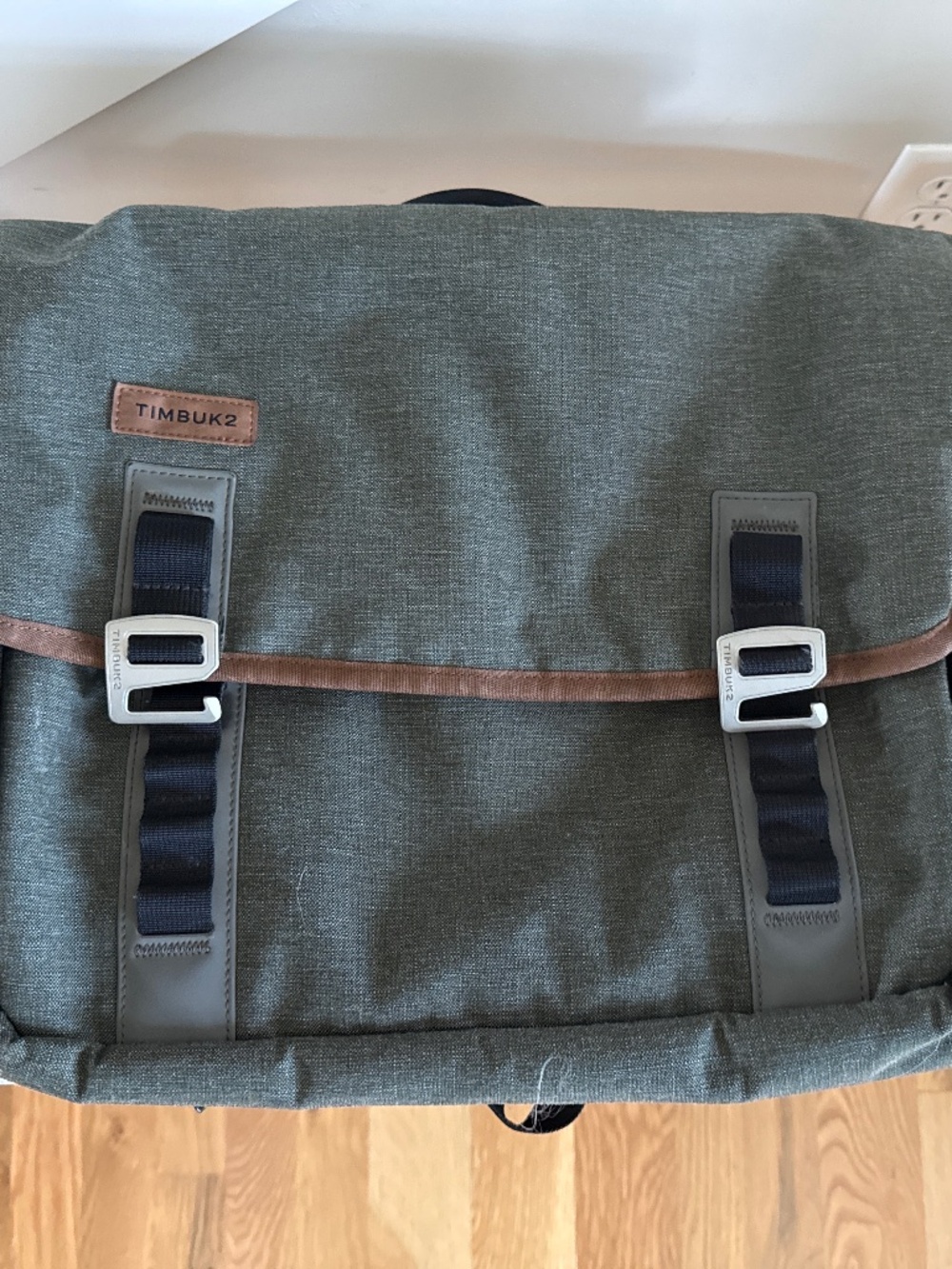 Classic Timbuk2 Canvas Messenger Bag - Durable Crossbody